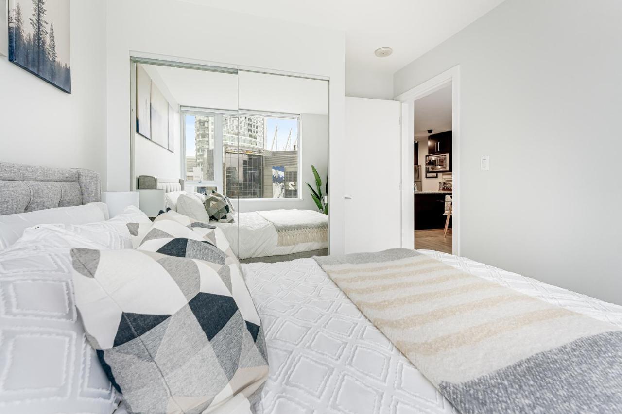 Heart Of Downtown 1 Bd Entire Condo - Pool, Gym, Parking, Office, Ac Ванкувер Экстерьер фото